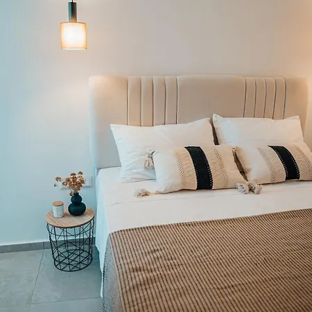 Paros Comfort Νάουσα