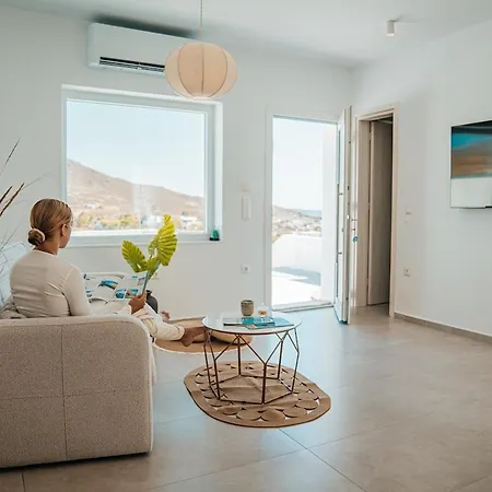 Paros Comfort Villa Naoussa